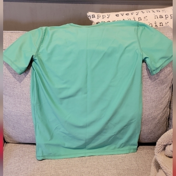 GAP Kids boys Kelly Green rashguard. Size XL. Great used condition. - Picture 2 of 3